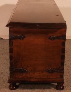 17th Century Spanish Chest In Walnut - 2953801