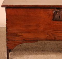 17th Century Sword Chest Plank Chest In Oak - 3102935