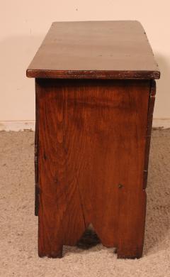 17th Century Sword Chest Plank Chest In Oak - 3102938