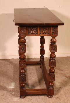 17th Century Walnut Side Table Or Console Spain - 4129301