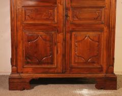 17th Century Walnut Wardrobe Italy - 3103457