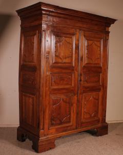 17th Century Walnut Wardrobe Italy - 3103458