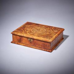 17th Century William and Mary Olive Oyster Lace Box Circa 1680 1700 - 3123598