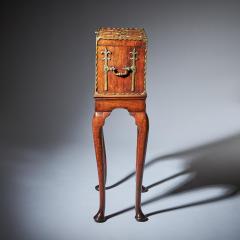 17th Century William and Mary Rosewood Coffre Fort on Stand Secret Compartments - 3127542