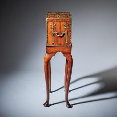 17th Century William and Mary Rosewood Coffre Fort on Stand Secret Compartments - 3127544