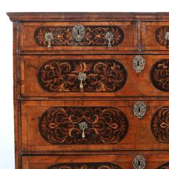 17th c English William Mary Walnut and Ebony Seaweed Marquetry Commode - 3535774