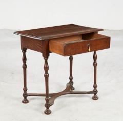 17th c Willam and Mary Side Table - 3804476