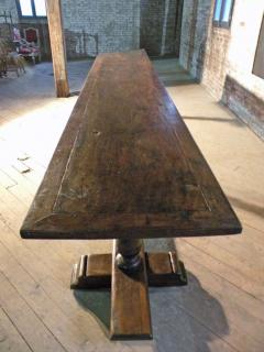 17th century Baroque Walnut Trestle Table - 622604