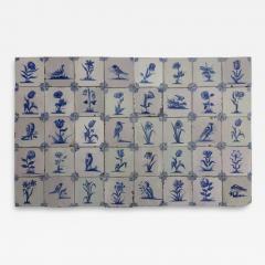 17th century Dutch Delft tiles with flowers and birds backsplash bathroom - 4574837