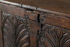 17thC English Vernacular Oak Coffer - 3297741