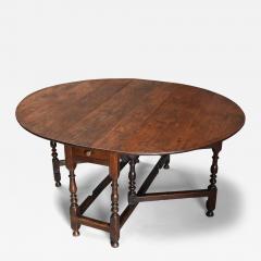 17thc oak gateleg table of good versatile size with fine patina - 4800920