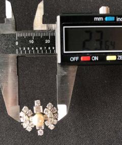 18 Karat White Gold Fancy Diamond Earrings with Pearl - 2712979