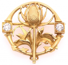18 Karat Yellow Gold Floral Pin or Brooch Having Two Diamonds - 2718165