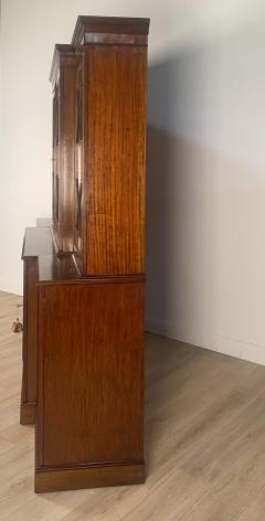 1840 Victorian Breakfast Bookcase with Inlays and Original Glass Plate England - 2280571