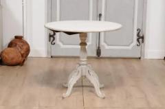 1860s Swedish Light Grey Painted Tilt Top Table with Round Top and Carved Legs - 3564842