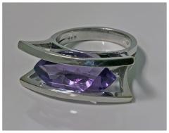 18K White Gold and Amethyst Modernist Abstract Ring 20th Century - 480594