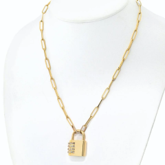 18K Yellow Gold 2 08cttw Diamond Padlock Pendant Necklace - 3747343