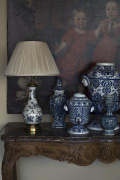 18TH CENTURY FA ENCE BOTTLE CONVERTED TO A TABLE LAMP - 3874476