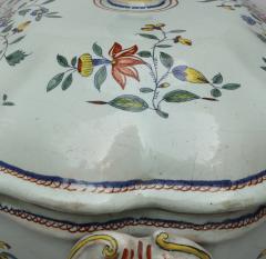 18TH CENTURY FA ENCE DE ROUEN POLYCHROME OVAL TERRINE WITH LID - 2722822