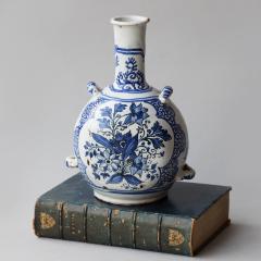 18TH CENTURY NEVERS BLUE AND WHITE FAIENCE PILGRIMS DRINKING BOTTLE OR GOURDE - 698337