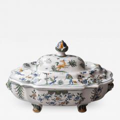 18TH CENTURY POLYCHROME FAIENCE SOUP TUREEN - 1838897