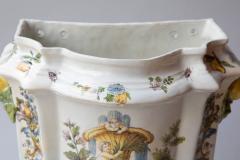 18TH CENTURY POLYCHROME FAIENCE WALL FOUNTAIN - 3767965