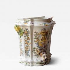 18TH CENTURY POLYCHROME FAIENCE WALL FOUNTAIN - 3769401