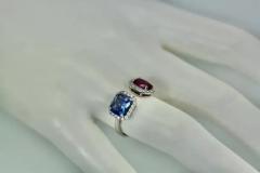 18k Blue and Pink Sapphire Diamond Ring 3 28 Carats - 3458927