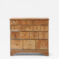 18th C New England Apothecary Chest - 4369602