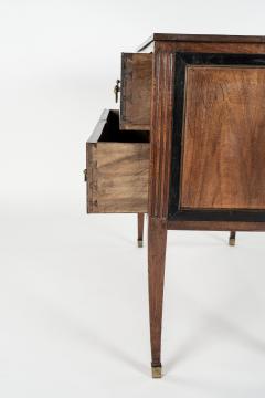 18th C Walnut Commode - 3526461