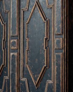 18th Century Baroque Two Part Cabinet with Black Finish and Blue Interior - 4571704