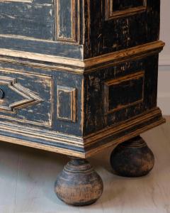 18th Century Baroque Two Part Cabinet with Black Finish and Blue Interior - 4571817