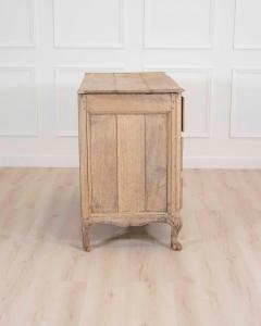 18th Century Chest Of Drawers From Namur In Natural Oak - 4593541