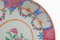 18th Century Chinese Export Famille Rose Plate - 4647349