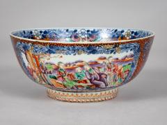 18th Century Chinese Qianlong Mandarin Bowl - 3086715