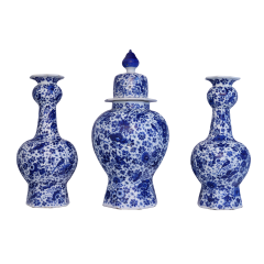 18th Century Dutch Delft Three Piece Garniture - 4804434