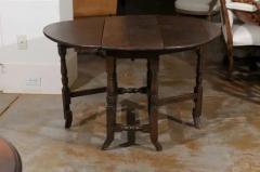 18th Century English Oak Gateleg Drop Leaf Table with Turned Legs and Drake Feet - 3415592