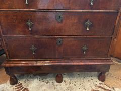 18th Century English William and Mary Chest of Drawers - 4793084