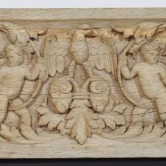 18th Century French Carved Oak Panel Depicting Two Angels And An Eagle - 4121484