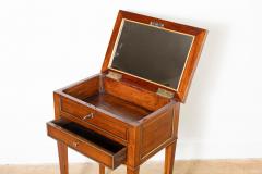 18th Century French Dressing Table - 3955445