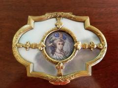 18th Century French Louis XVI Ring Box with Miniature Portrait of Lady - 4749147