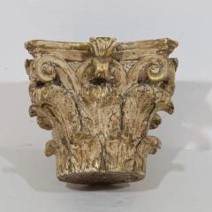 18th Century French Neoclassical Carved Wooden Capital - 4120858