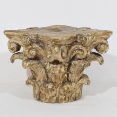 18th Century French Neoclassical Carved Wooden Capital - 4120940