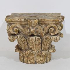 18th Century French Neoclassical Carved Wooden Capital - 4120956