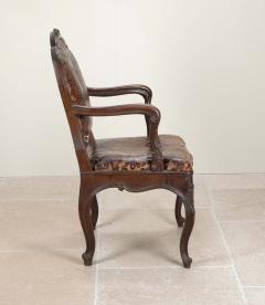 18th Century French Oak Leather Fauteuil - 4244543