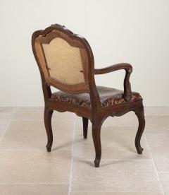 18th Century French Oak Leather Fauteuil - 4244544