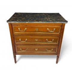 18th Century French Walnut Commode - 4444329