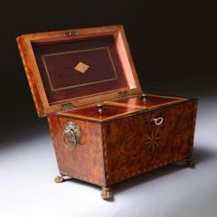 18th Century George III Burr Yew Tea Caddy with Star Inlay and Brass Accents - 3953405