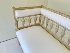 18th Century Gustavian intricately Wood Carved Neoclassical Banquette - 4779943