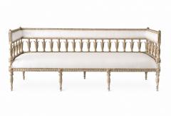 18th Century Gustavian intricately Wood Carved Neoclassical Banquette - 4789832